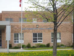 Ashton Meadows Public School in Cachet Woods